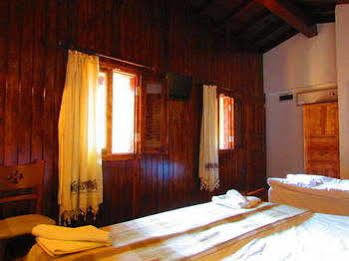 Gasthuis Amazon Petite Palace 3*