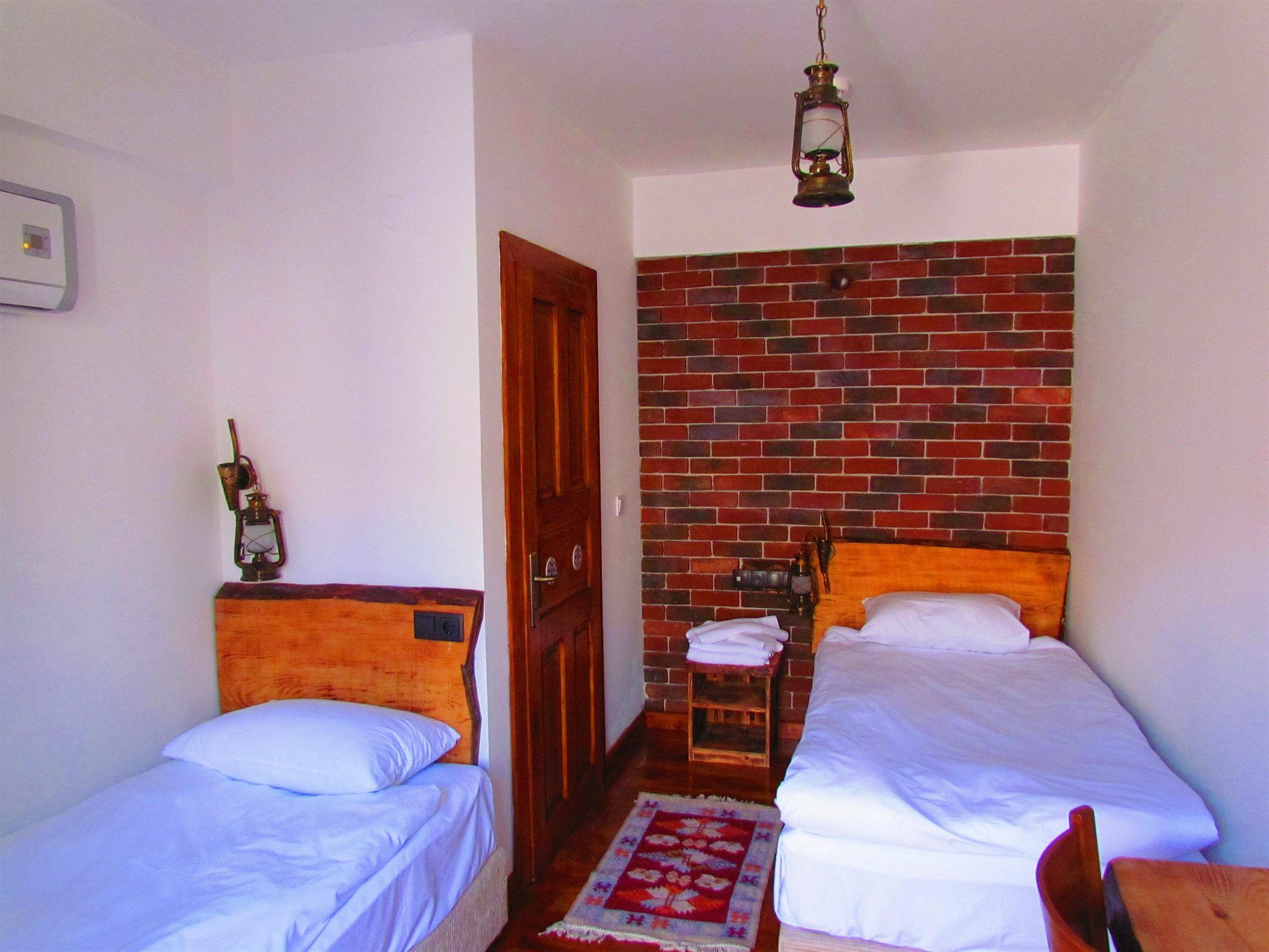 Gasthuis Amazon Petite Palace 3*